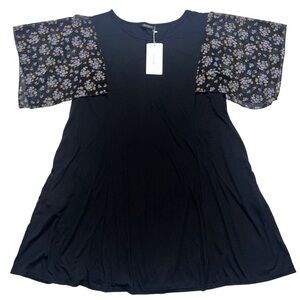BloomChic Black Ditsy Floral Ruffle Sleeve Round Neck Tunic T shirt 22/24 NWT